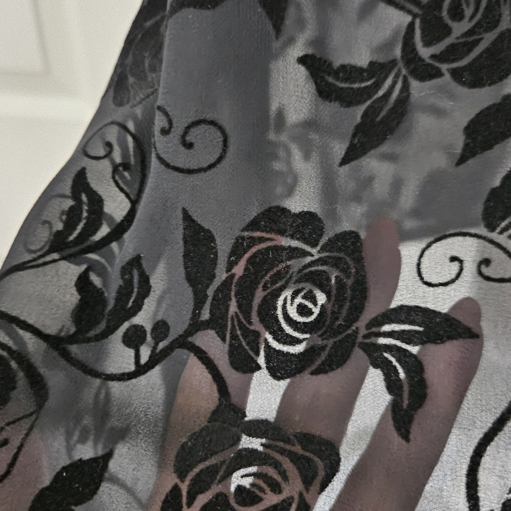 Torrid NWT Flocked Velvet Robe - Picture 2 of 7